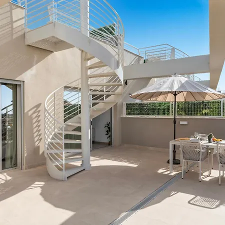 Sunny Golf Horizon - Luxury Retreat In *