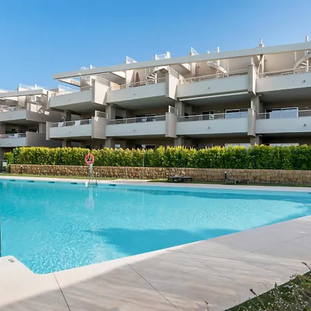 Sunny Golf Horizon - Luxury Retreat In Apartment Estepona
